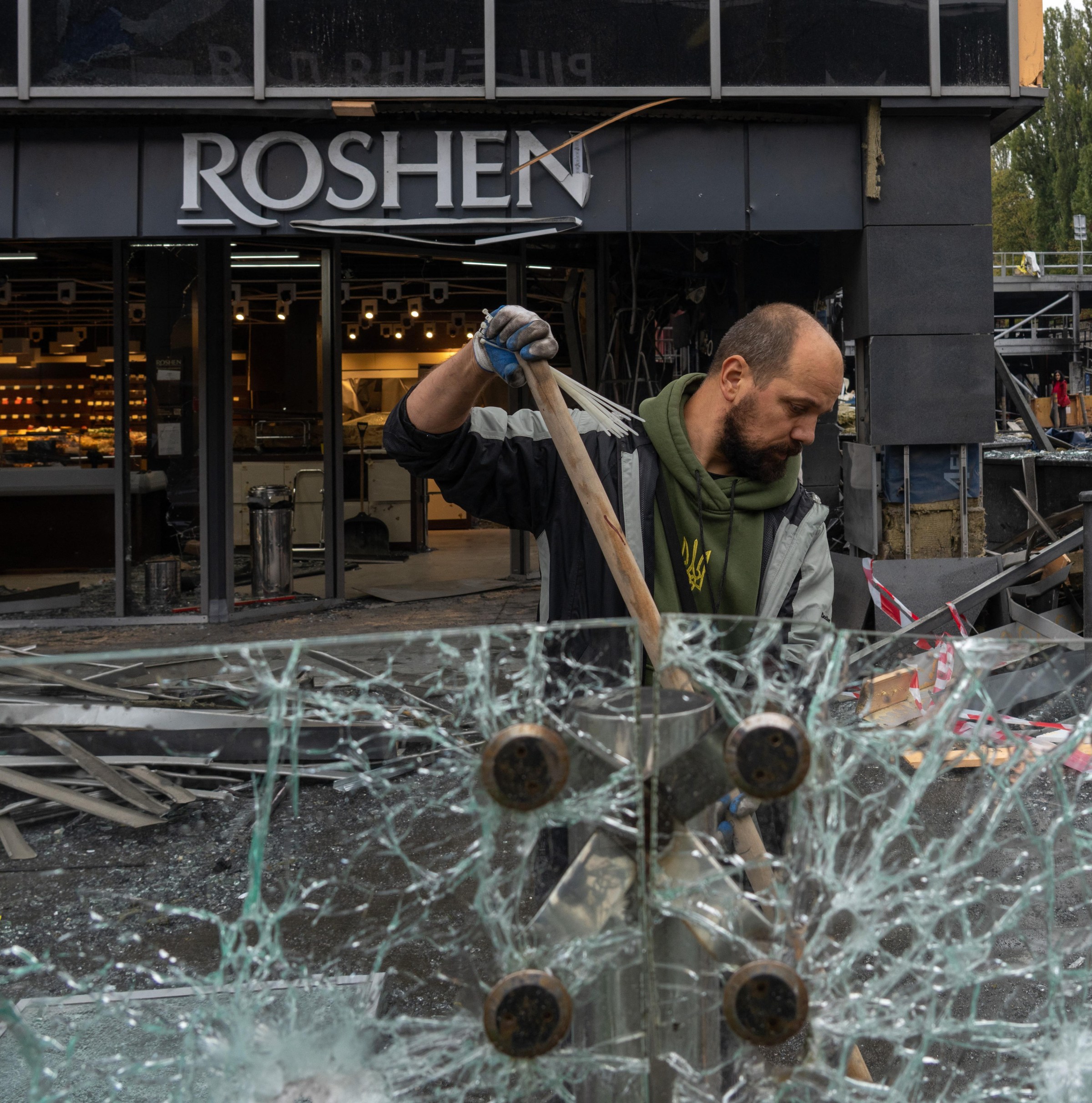 Is the US abandoning Ukraine?